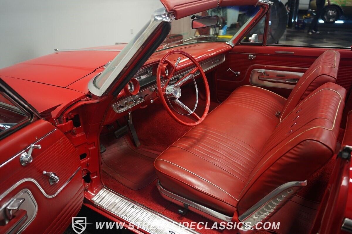 Ford-Galaxie-Cabriolet-1963-Red-Red-106151-4