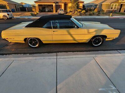 Ford-Galaxie-Cabriolet-1969-Yellow-Black-188060-2