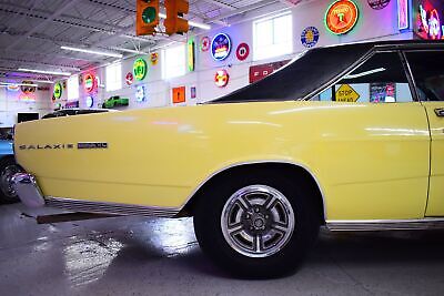 Ford-Galaxie-Coupe-1966-Yellow-Black-160304-7