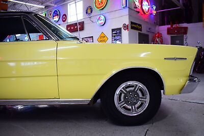 Ford-Galaxie-Coupe-1966-Yellow-Black-160304-9