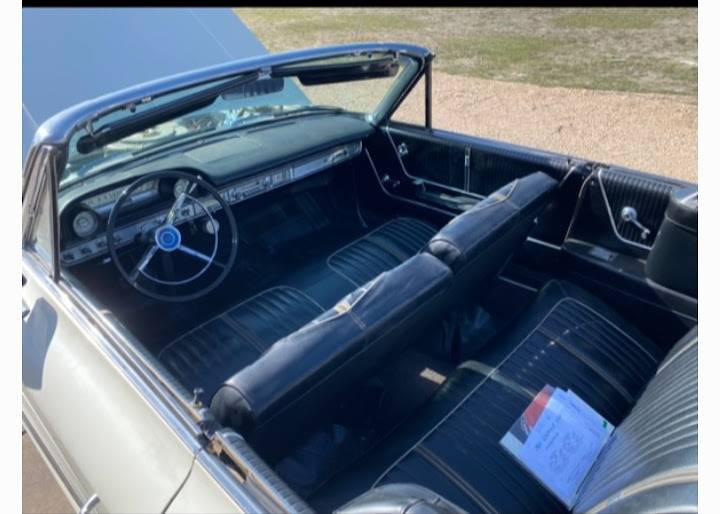 Ford-Galaxie-convertible-1964-160934-2