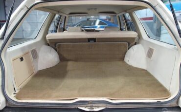 Ford-Granada-1982-White-Tan-91733-22