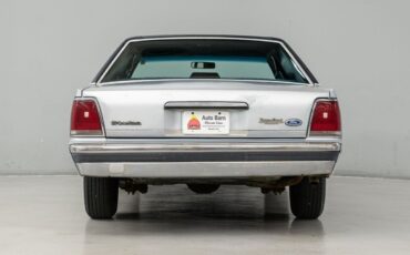 Ford-LTD-Berline-1990-Silver-Blue-91272-5