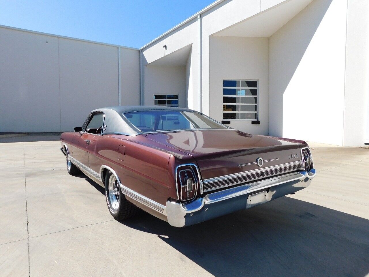 Ford-LTD-Coupe-1967-Red-Maroon-44130-8