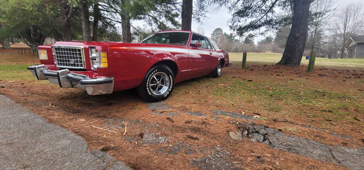 Ford-Ltd-ii-1977-red-86063-10