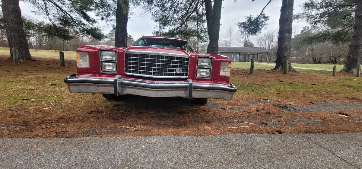 Ford-Ltd-ii-1977-red-86063-12