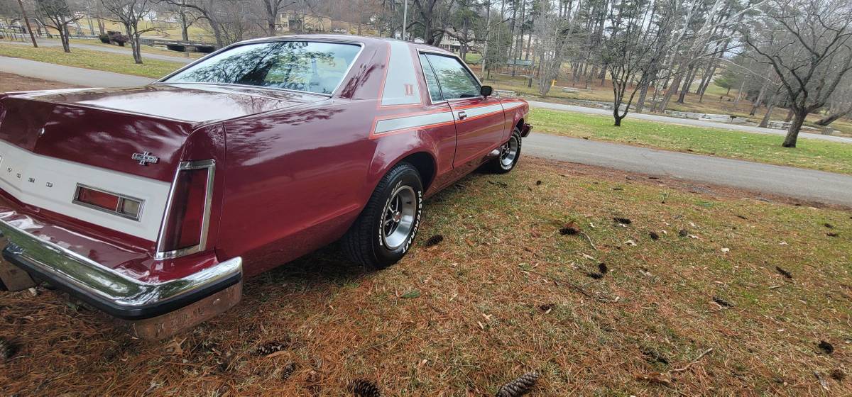 Ford-Ltd-ii-1977-red-86063-18