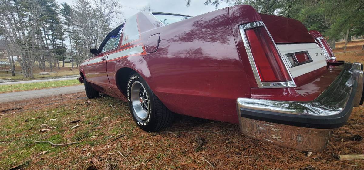 Ford-Ltd-ii-1977-red-86063-20