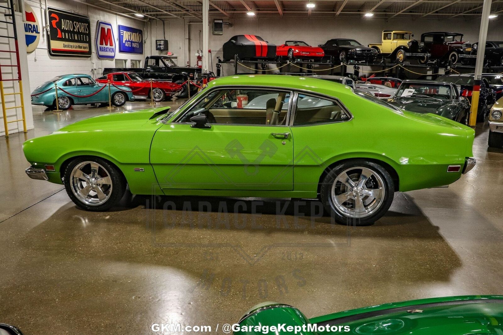 Ford-Maverick-Coupe-1974-Green-Tan-105626-10