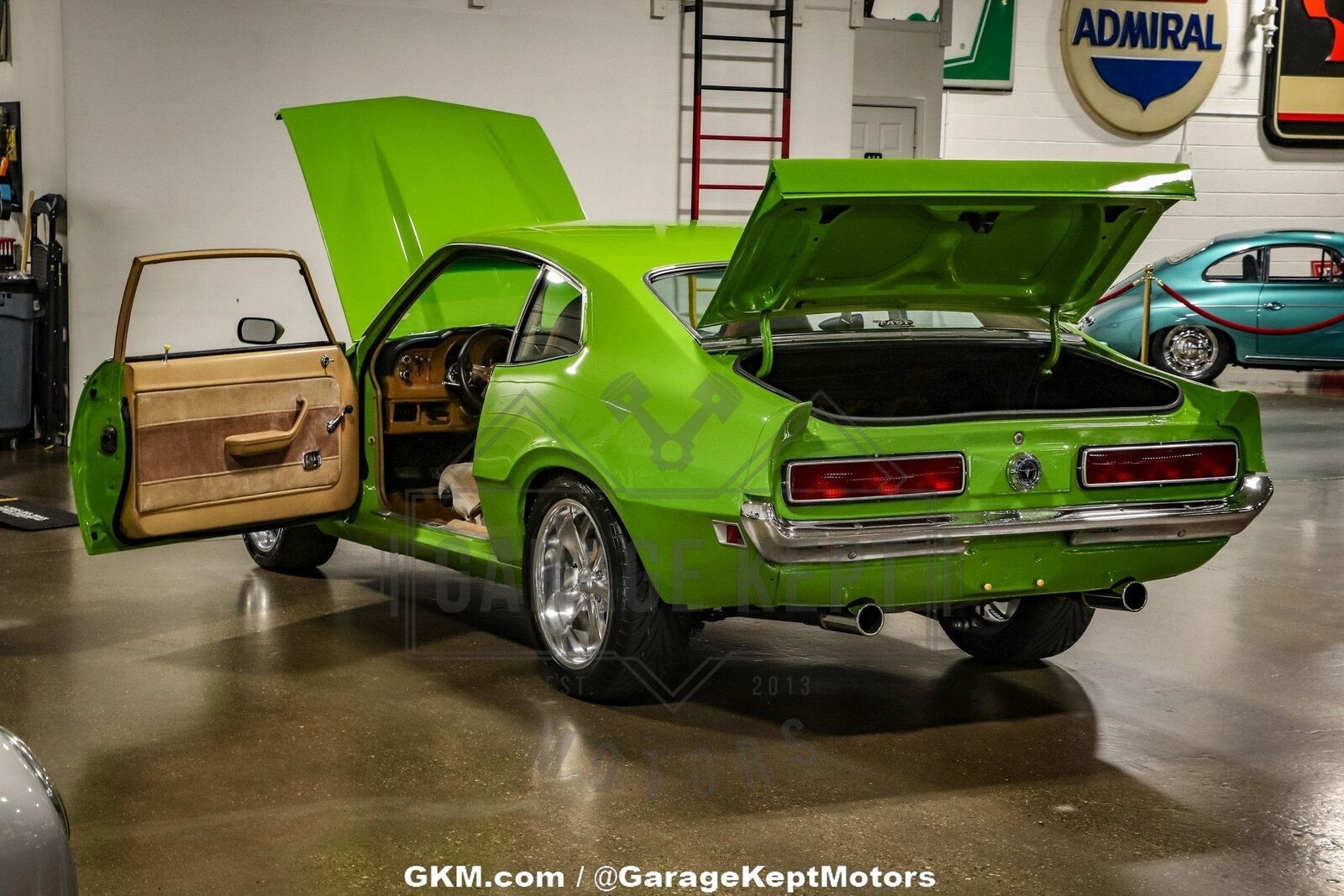 Ford-Maverick-Coupe-1974-Green-Tan-105626-2