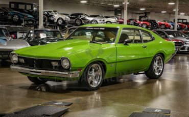 Ford-Maverick-Coupe-1974-Green-Tan-105626-7