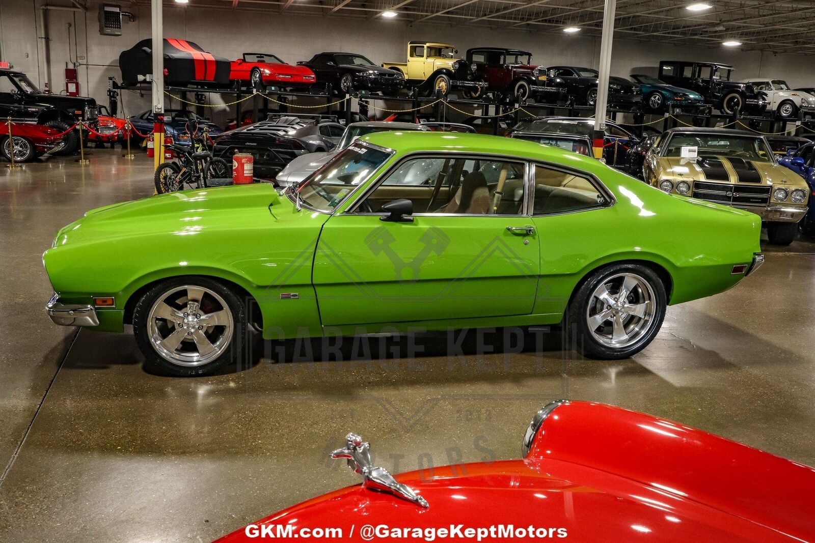 Ford-Maverick-Coupe-1974-Green-Tan-105626-9