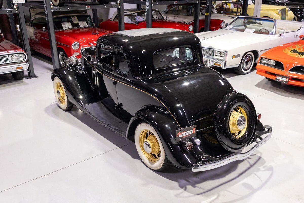 Ford-Model-40-Coupe-1934-Black-Beige-1125-11