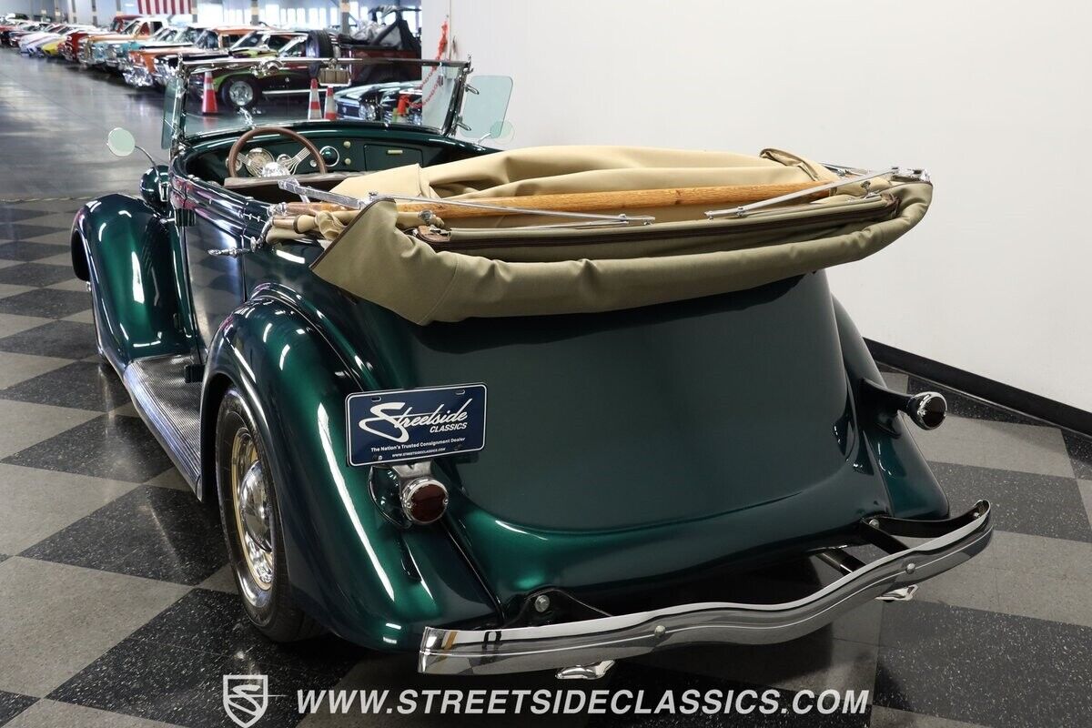 Ford-Model-48-Cabriolet-1935-Green-Brown-3217-7