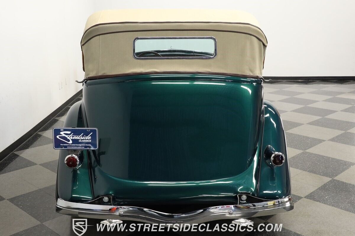 Ford-Model-48-Cabriolet-1935-Green-Brown-3217-8