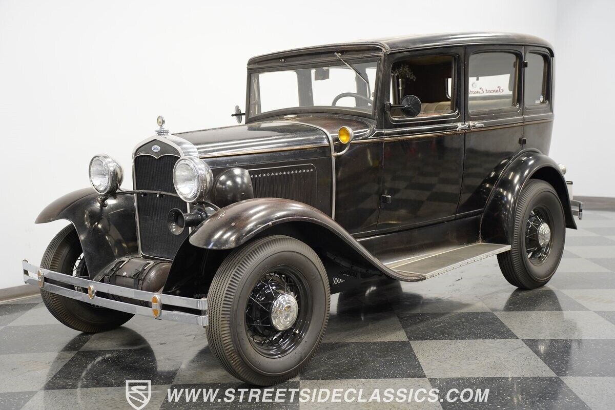 Ford-Model-A-1931-Black-Brown-5417-5