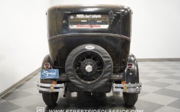 Ford-Model-A-1931-Black-Brown-5417-9