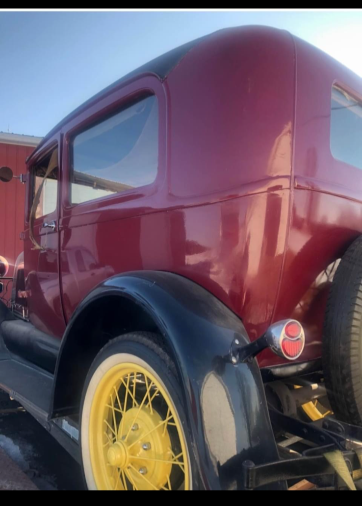 Ford-Model-A-Berline-1929-Burgundy-79880-8