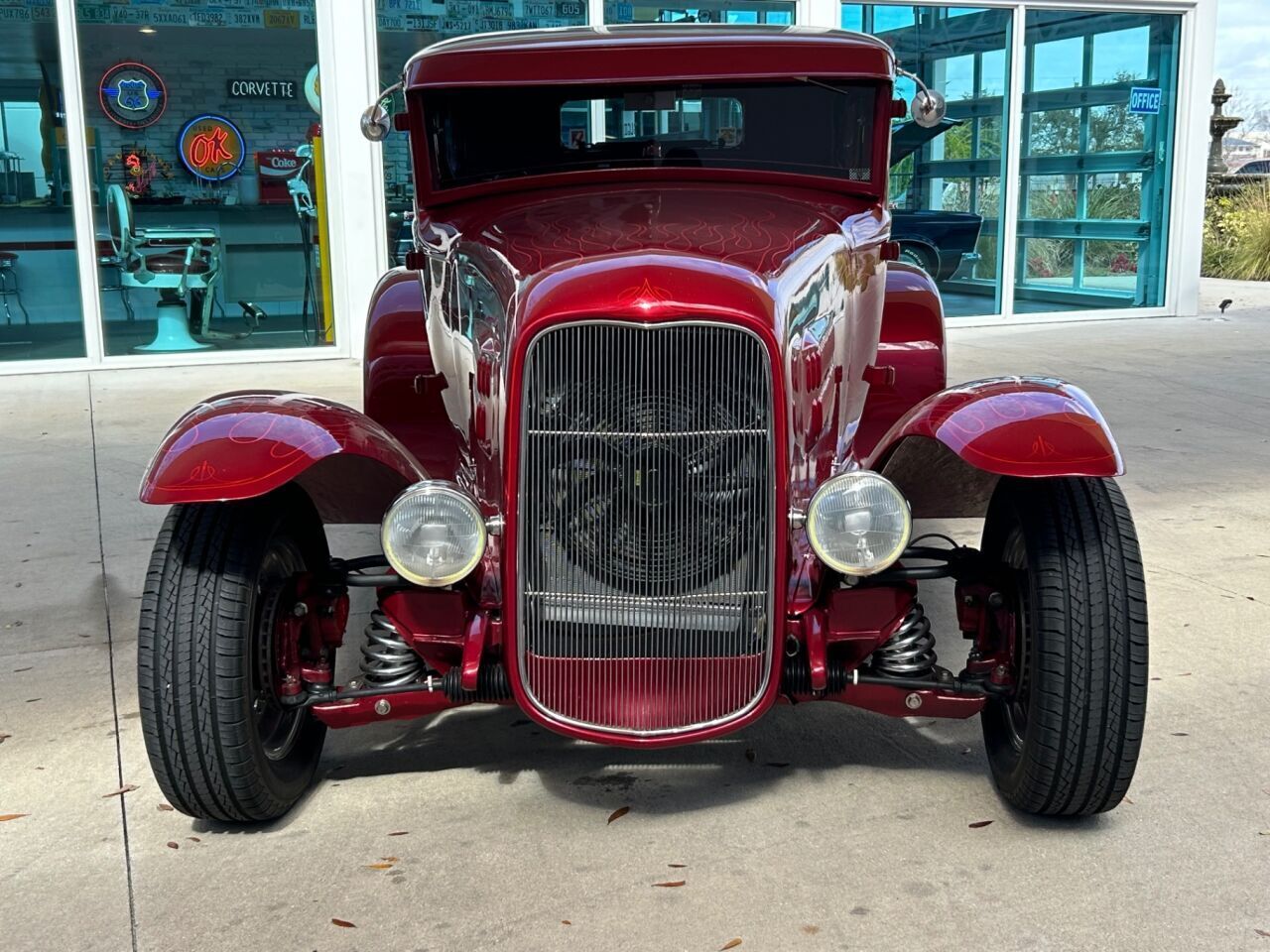 Ford-Model-A-Berline-1930-Red-Tan-3829-1