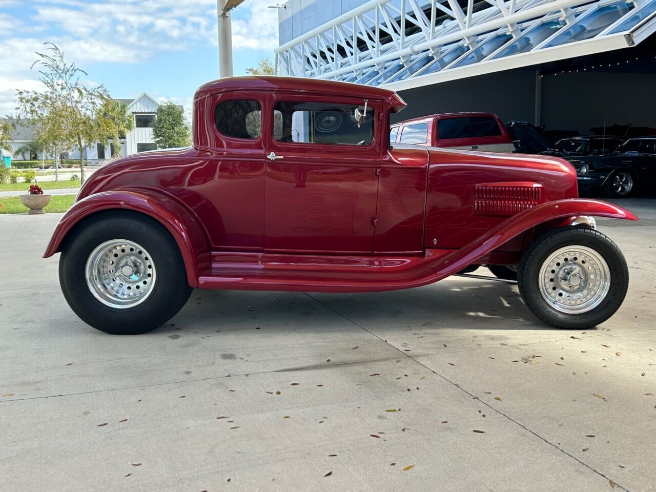 Ford-Model-A-Berline-1930-Red-Tan-3829-3