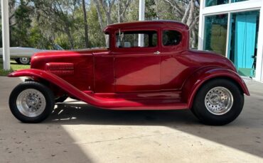 Ford-Model-A-Berline-1930-Red-Tan-3829-8