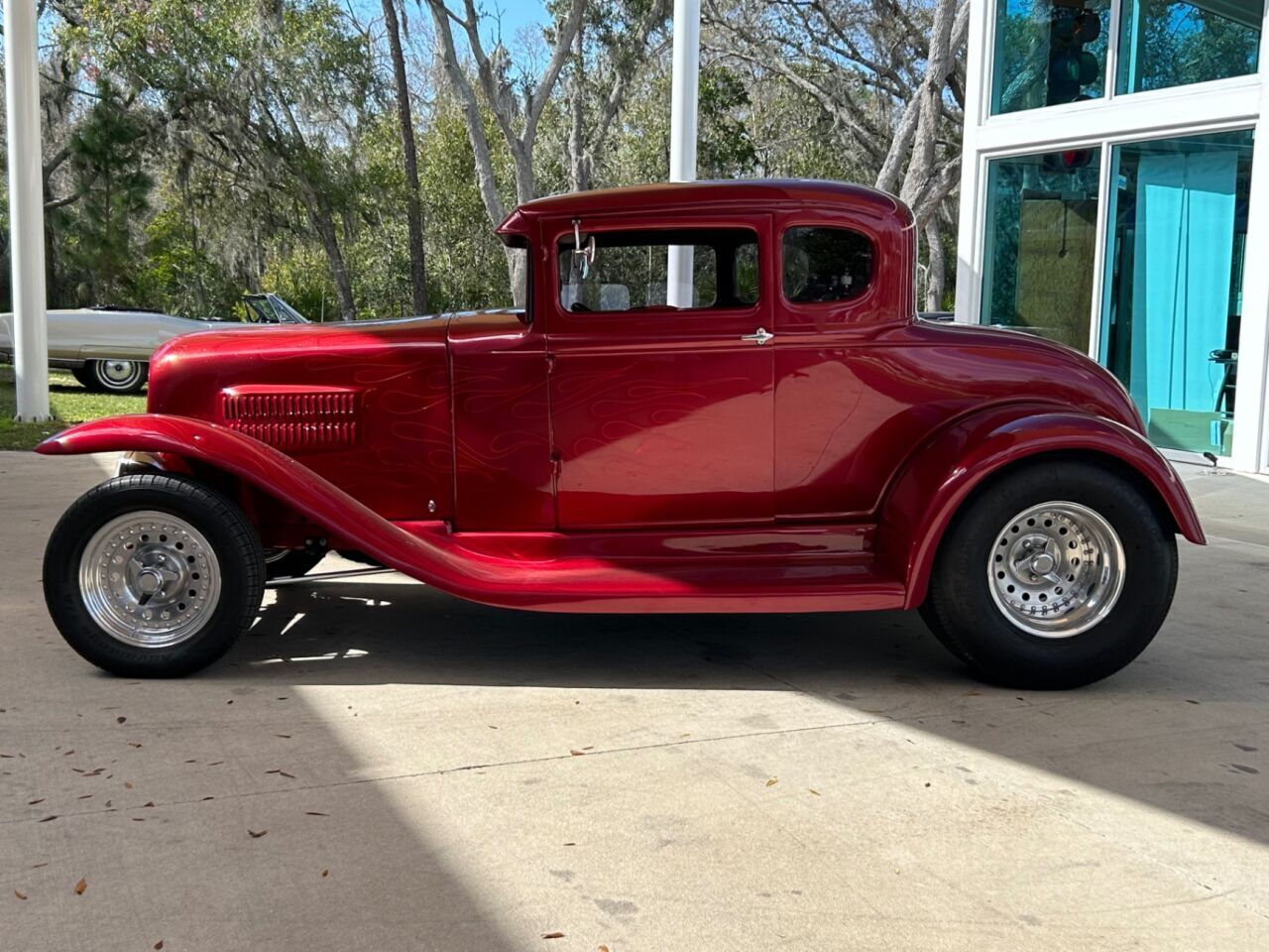 Ford-Model-A-Berline-1930-Red-Tan-3829-8