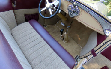 Ford-Model-A-Cabriolet-1928-Beige-Burgundy-135185-16