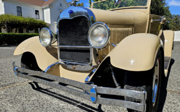 Ford-Model-A-Cabriolet-1928-Beige-Burgundy-135185-8