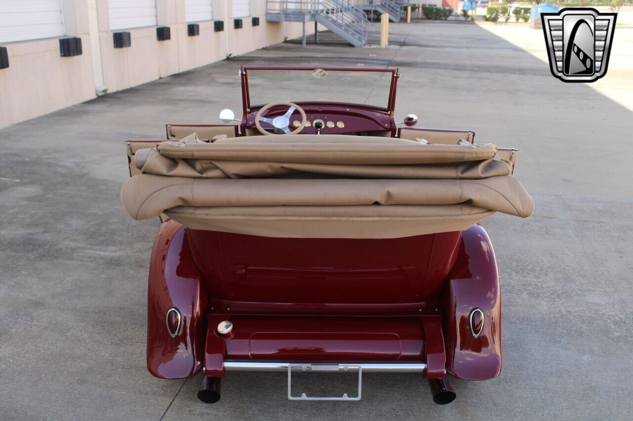 Ford-Model-A-Cabriolet-1929-Red-Tan-6536-3