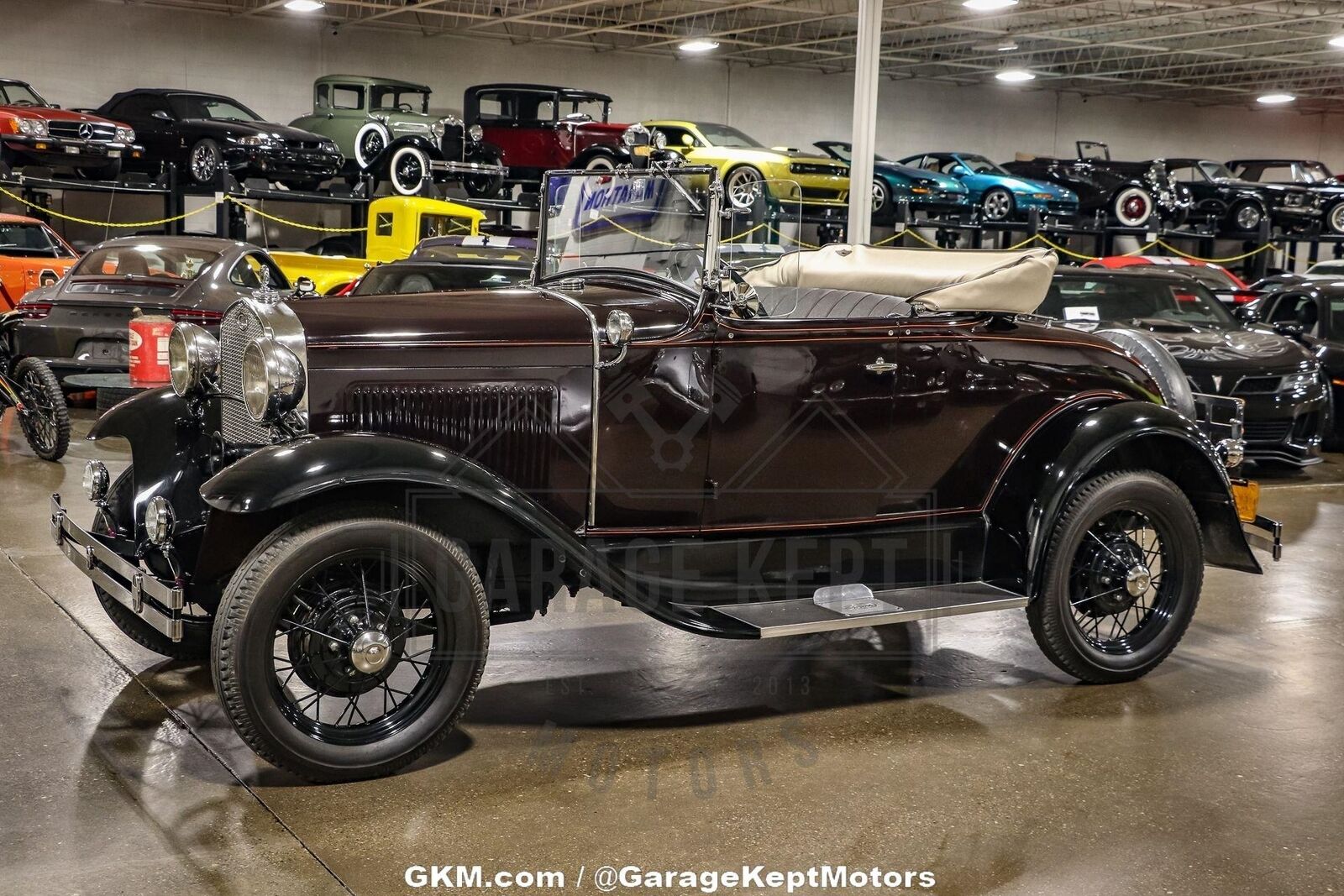 Ford-Model-A-Cabriolet-1930-Brown-Black-18289-9