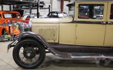 Ford-Model-A-Coupe-1928-Brown-Tan-96292-2