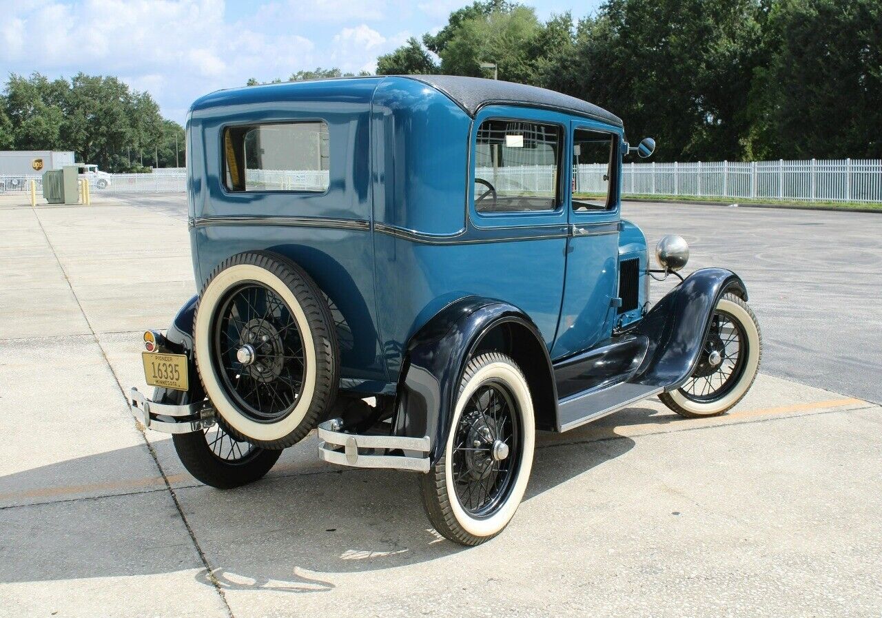 Ford-Model-A-Coupe-1929-Black-Black-398-7