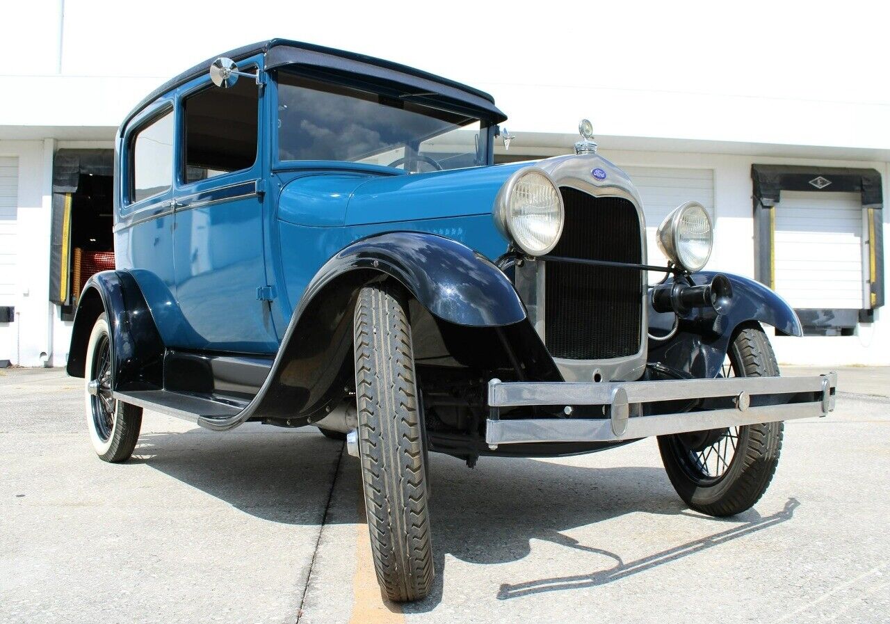 Ford-Model-A-Coupe-1929-Black-Black-398-9