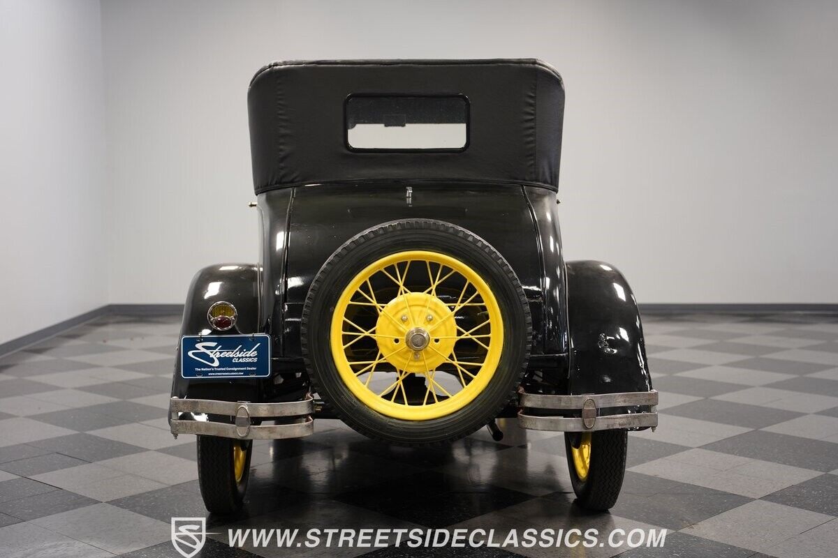 Ford-Model-A-Coupe-1929-Black-Green-74455-11