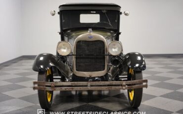 Ford-Model-A-Coupe-1929-Black-Green-74455-19