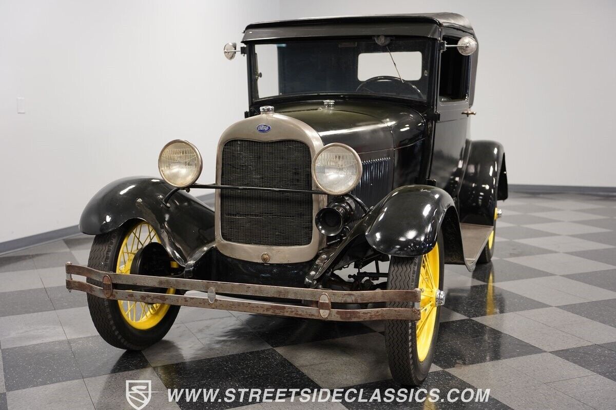 Ford-Model-A-Coupe-1929-Black-Green-74455-20