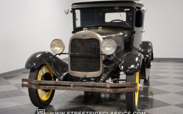 Ford-Model-A-Coupe-1929-Black-Green-74455-22