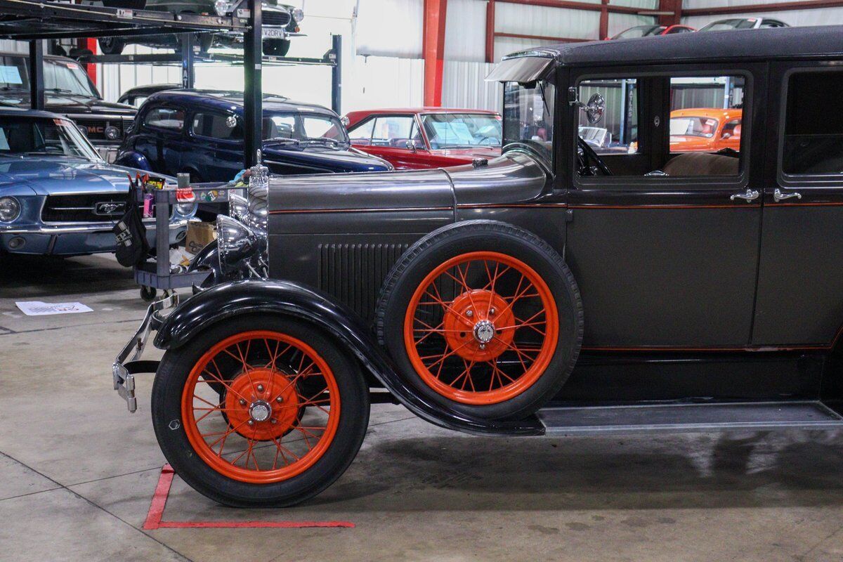 Ford-Model-A-Coupe-1929-Brown-Brown-70212-2