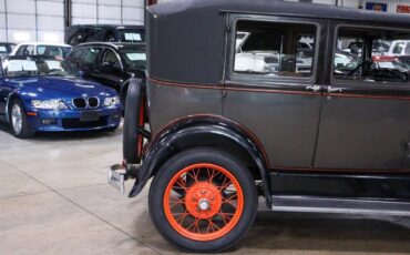 Ford-Model-A-Coupe-1929-Brown-Brown-70212-8