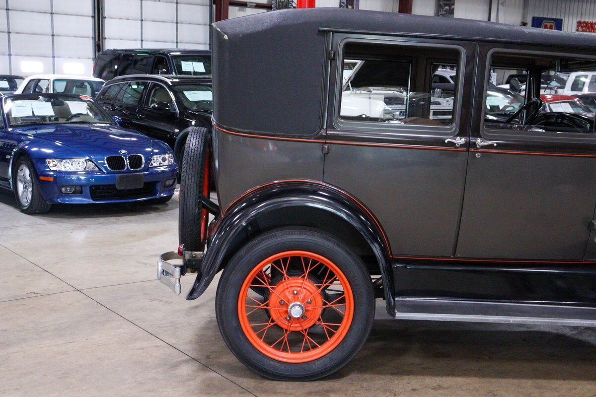 Ford-Model-A-Coupe-1929-Brown-Brown-70212-8