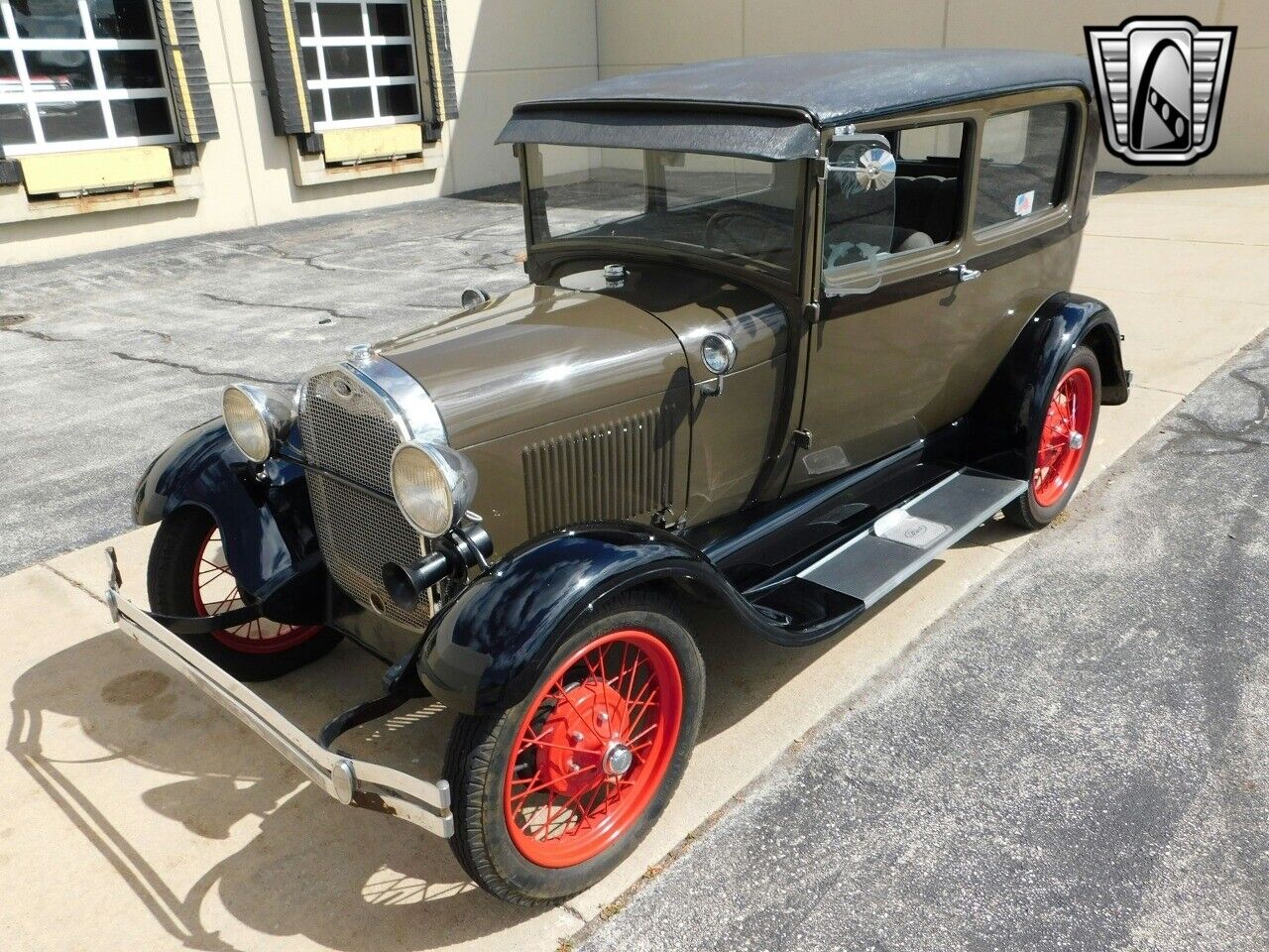 Ford-Model-A-Coupe-1929-Brown-Gray-14030-2