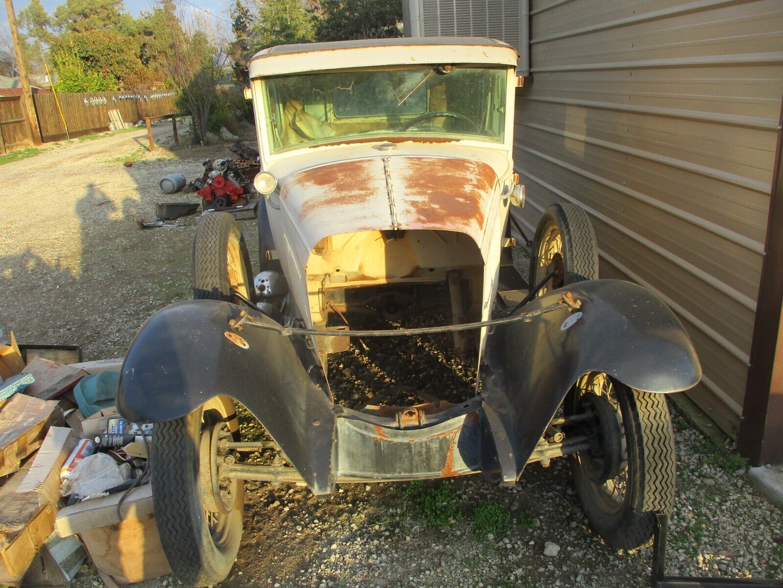 Ford-Model-A-Coupe-1930-0-6