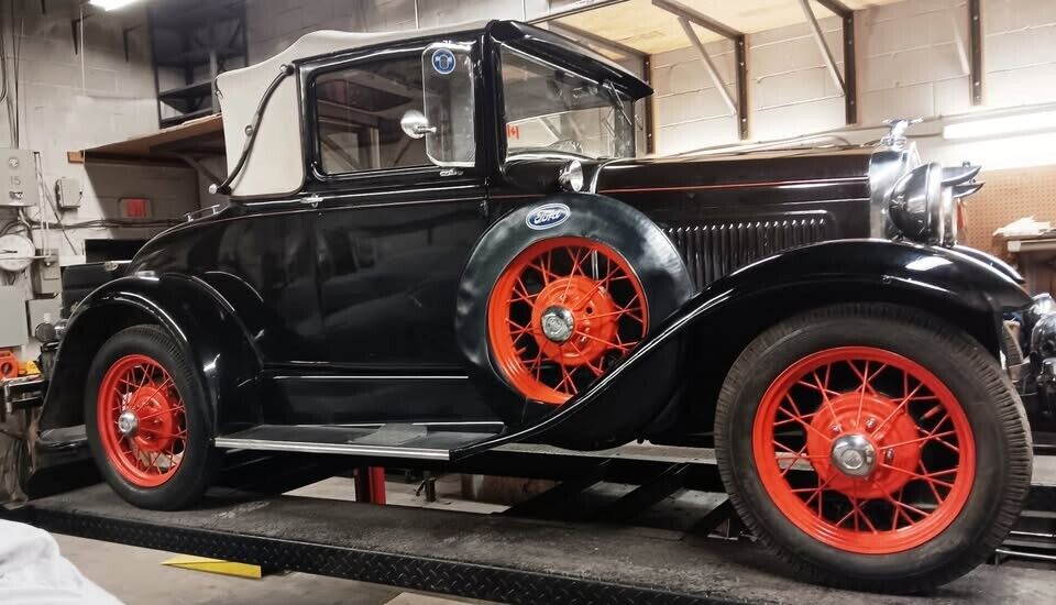 Ford-Model-A-Coupe-1930-Brown-19867-1