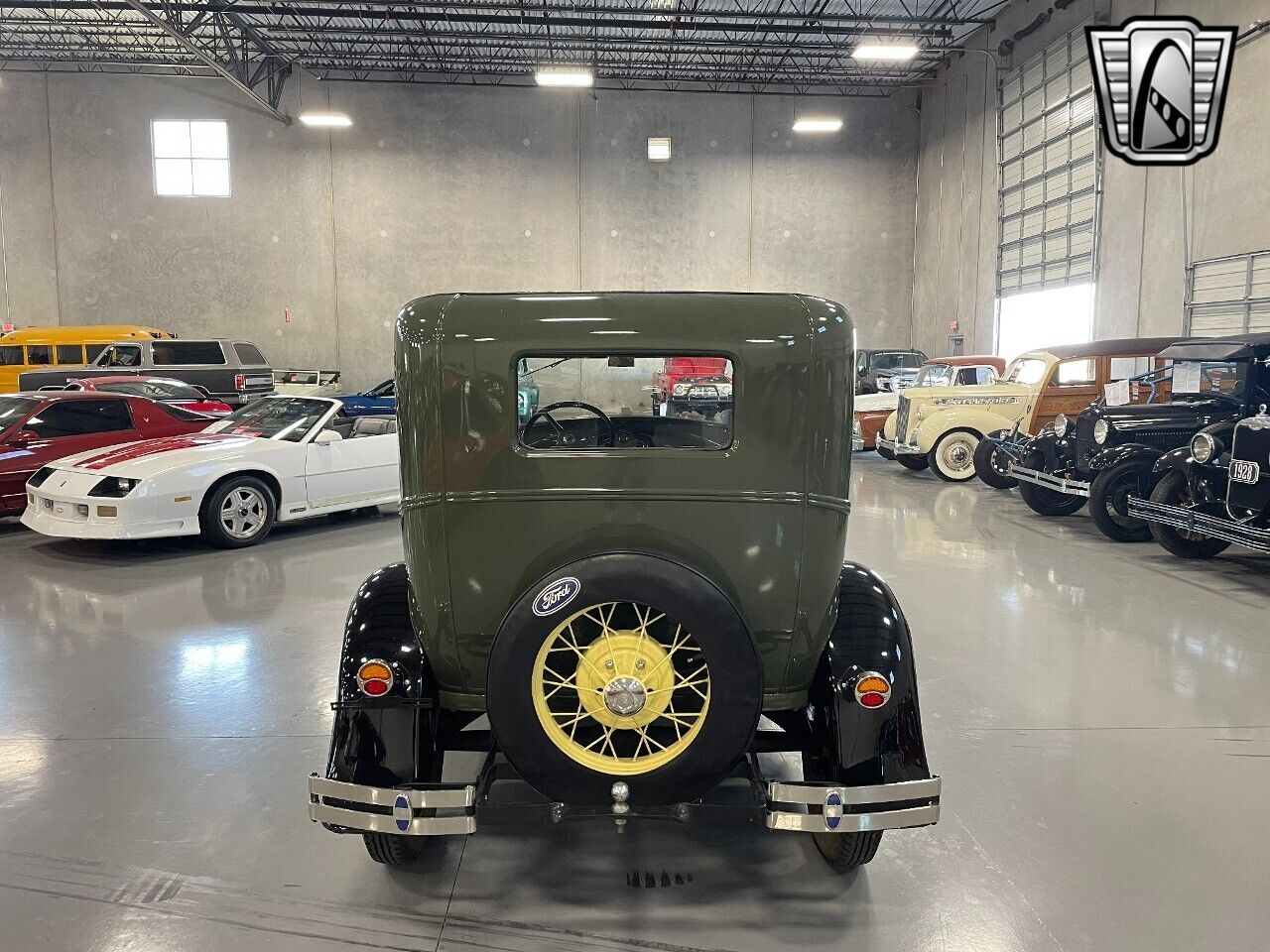 Ford-Model-A-Coupe-1930-Green-Green-86454-4