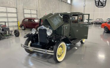 Ford-Model-A-Coupe-1930-Green-Green-86454-8