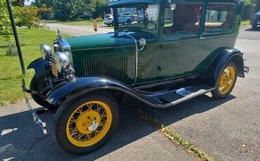 Ford-Model-A-Coupe-1930-Green-Tan-18721-1