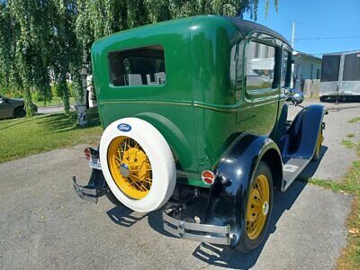 Ford-Model-A-Coupe-1930-Green-Tan-18721-5