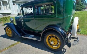 Ford-Model-A-Coupe-1930-Green-Tan-18721-7