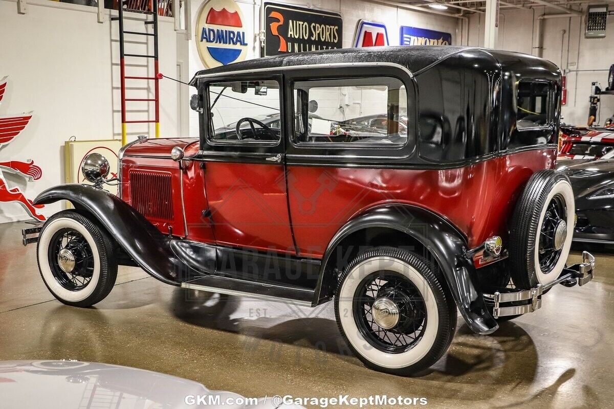 Ford-Model-A-Coupe-1930-Maroon-Gray-134177-11