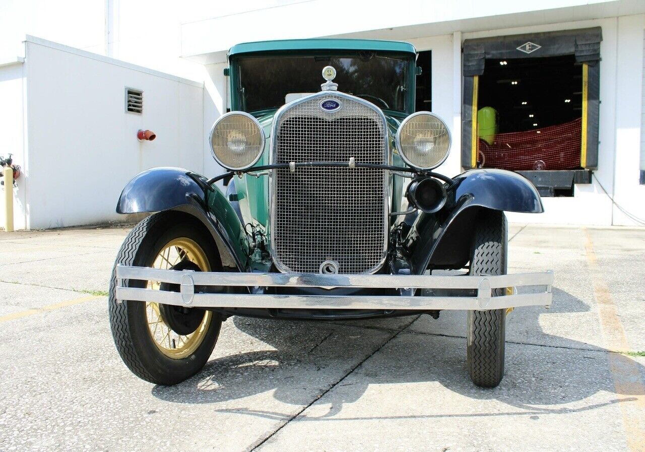 Ford-Model-A-Coupe-1931-Black-Black-84-10